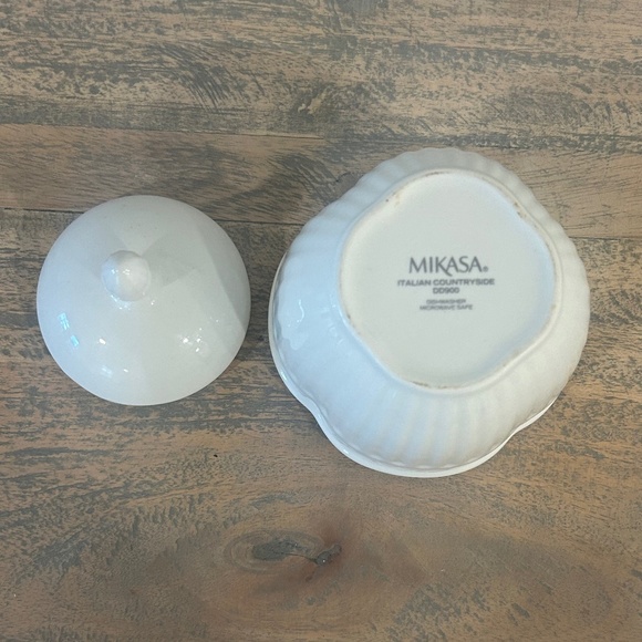 MIKASA sugar and creamer set - Picture 8 of 10